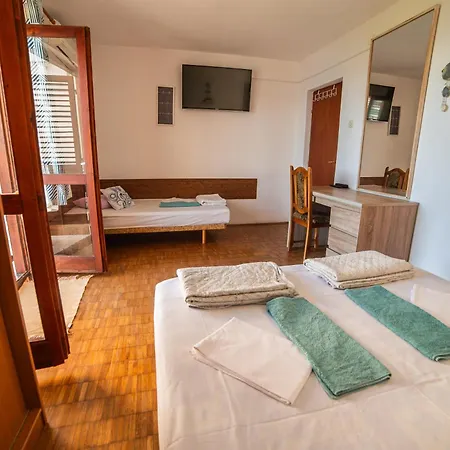Feral Apartament Baška Voda